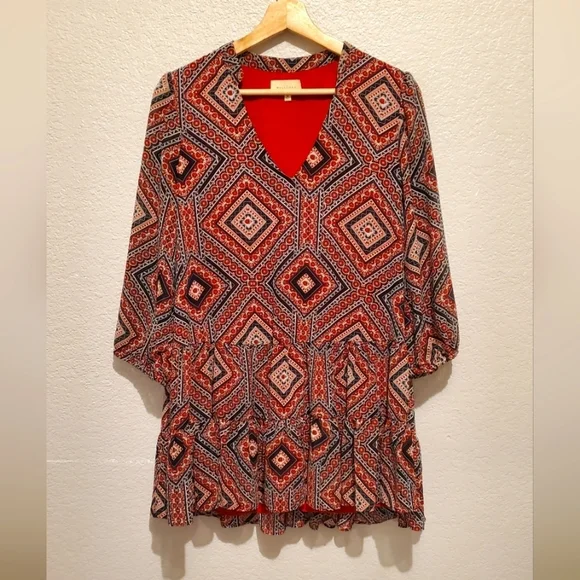💚5/$25 Mellōday Red Boho Print Baby Doll Mini Dress Size Medium - Picture 1 of 7